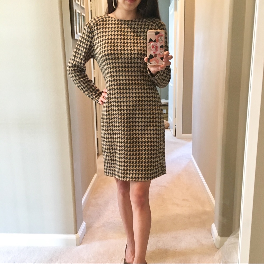 Vintage houndstooth long sleeve dress